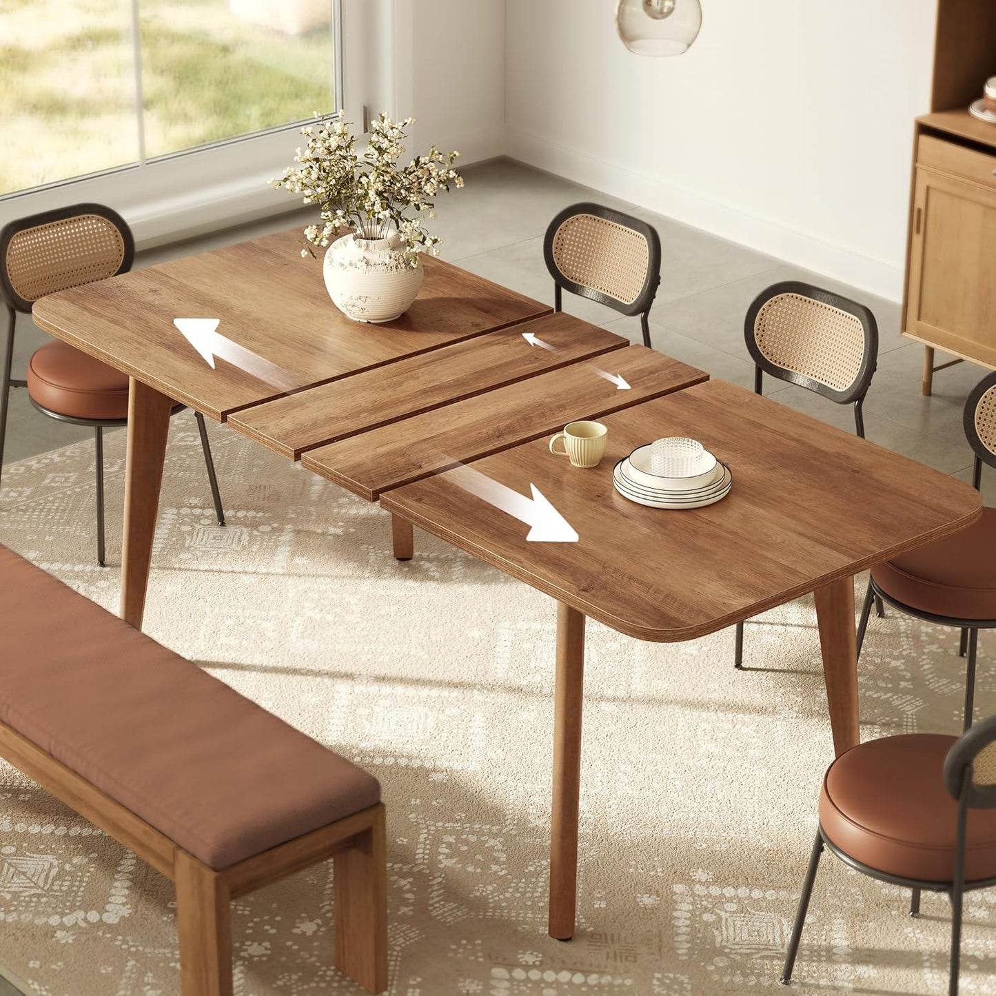 VASAGLE Dining Table for 4/6/8, Extendable Kitchen Table with Tapered Legs, Curved Transitions, for Dining Room, Kitchen, Home Office, Honey Brown UKDT090K01V1